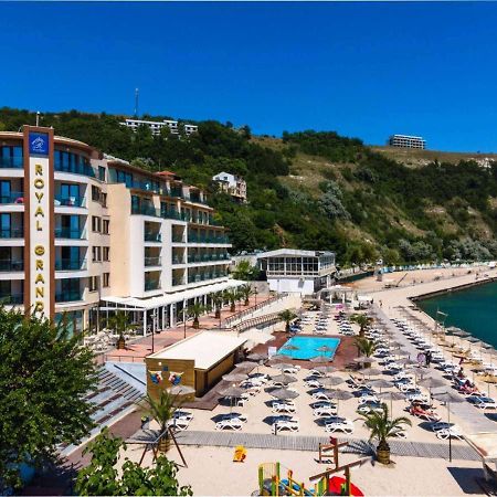 Royal Grand Hotel And Spa Kavarna Exteriér fotografie