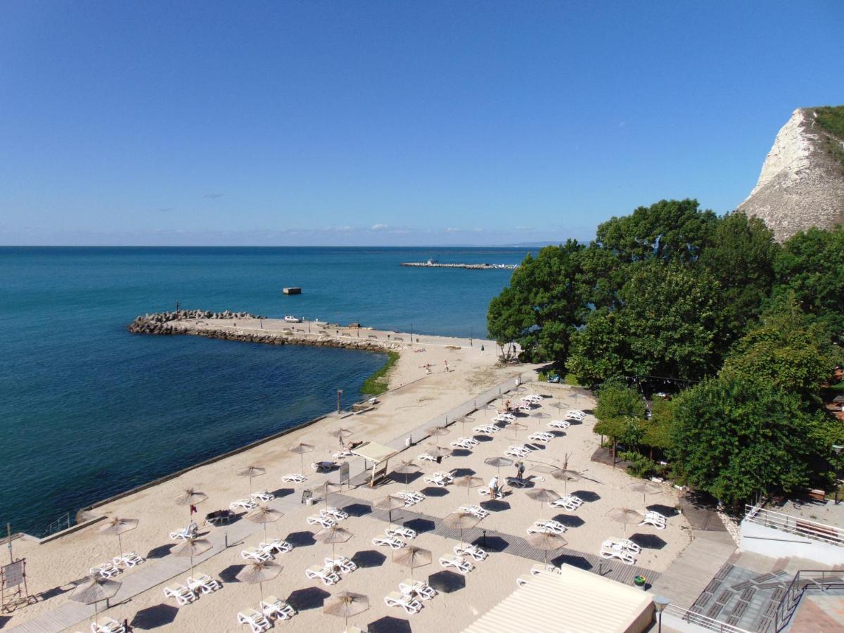 Royal Grand Hotel And Spa Kavarna Exteriér fotografie